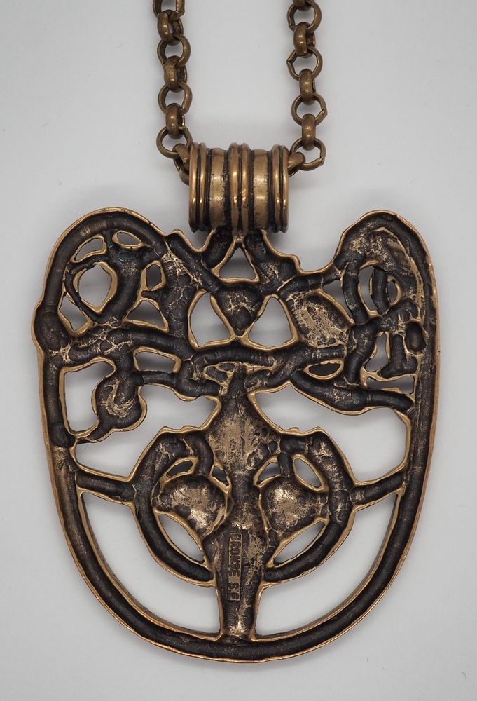 Halssmykke i bronse - Sigmund Espeland