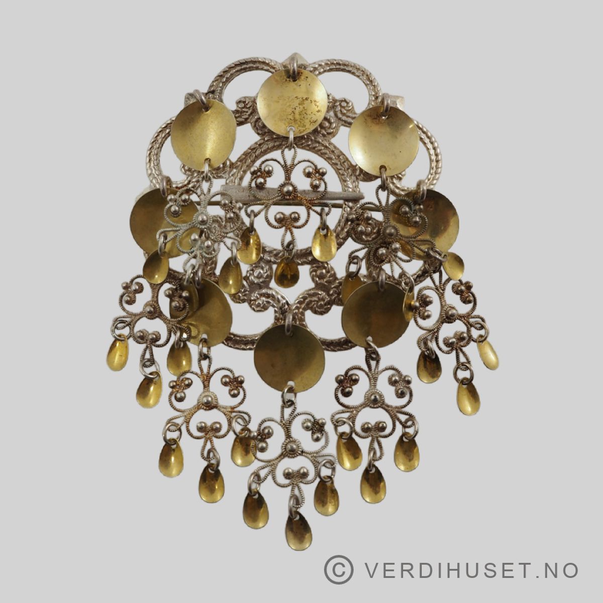 Sølje med forgylte skåler/løv