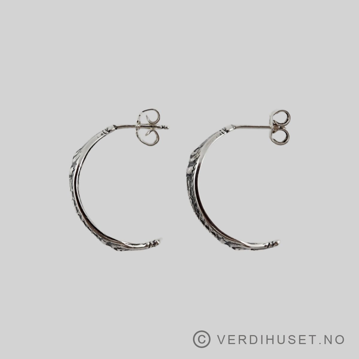 Ørepynt i oksidert sølv - Snorre - Sigmund Espeland