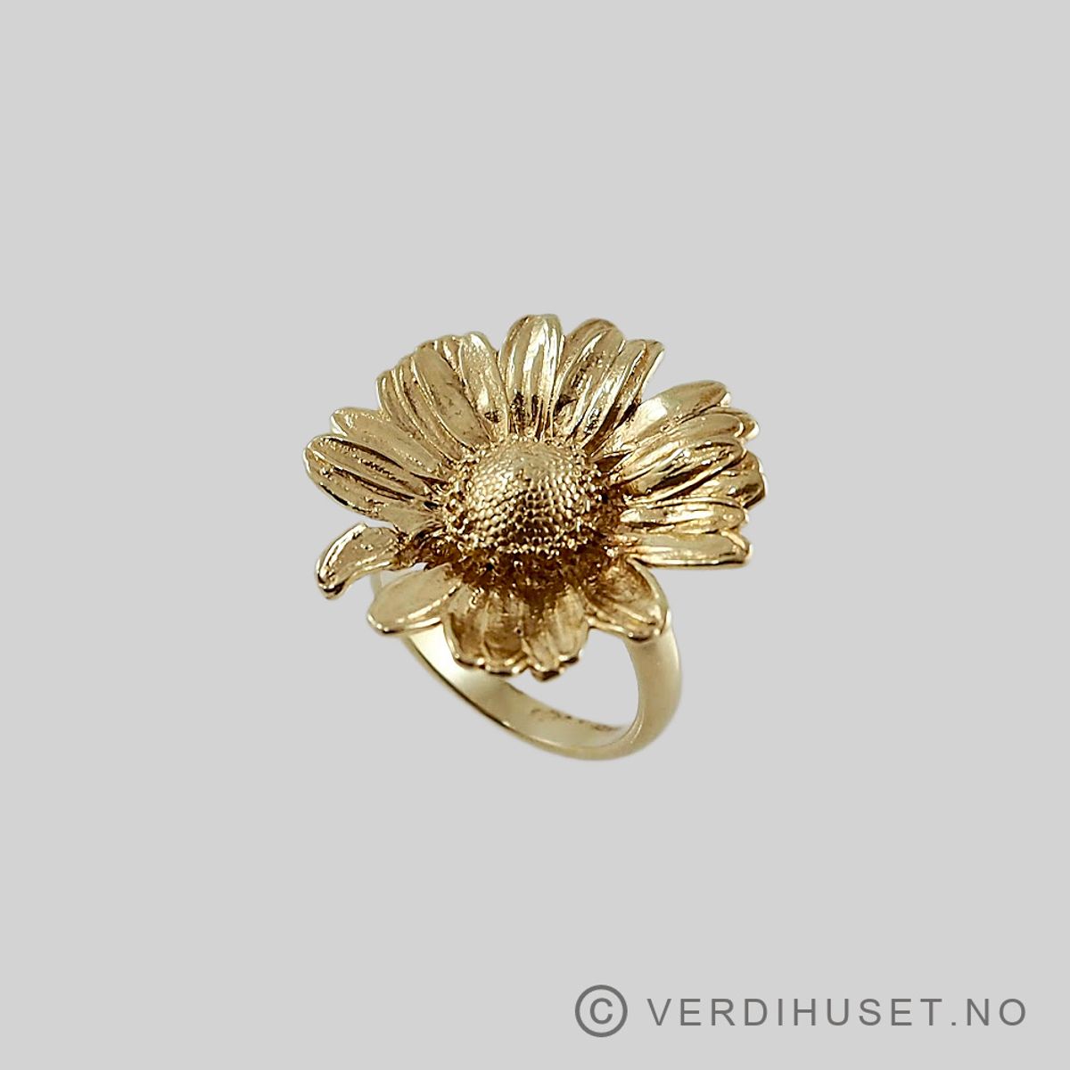 Ring i gullforgylt sølv