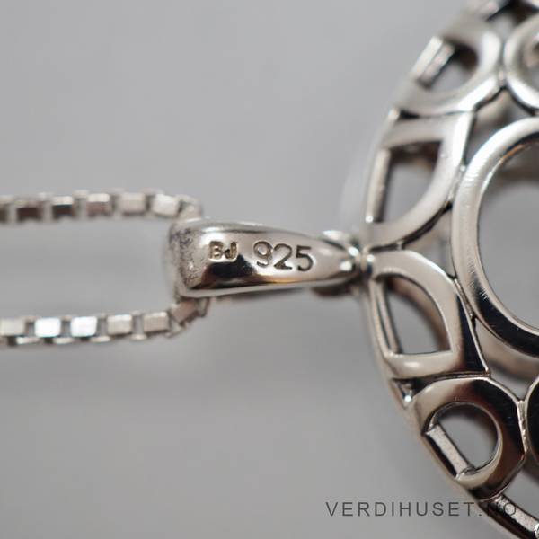 Hovedbilde Anheng i sølv med blank sten