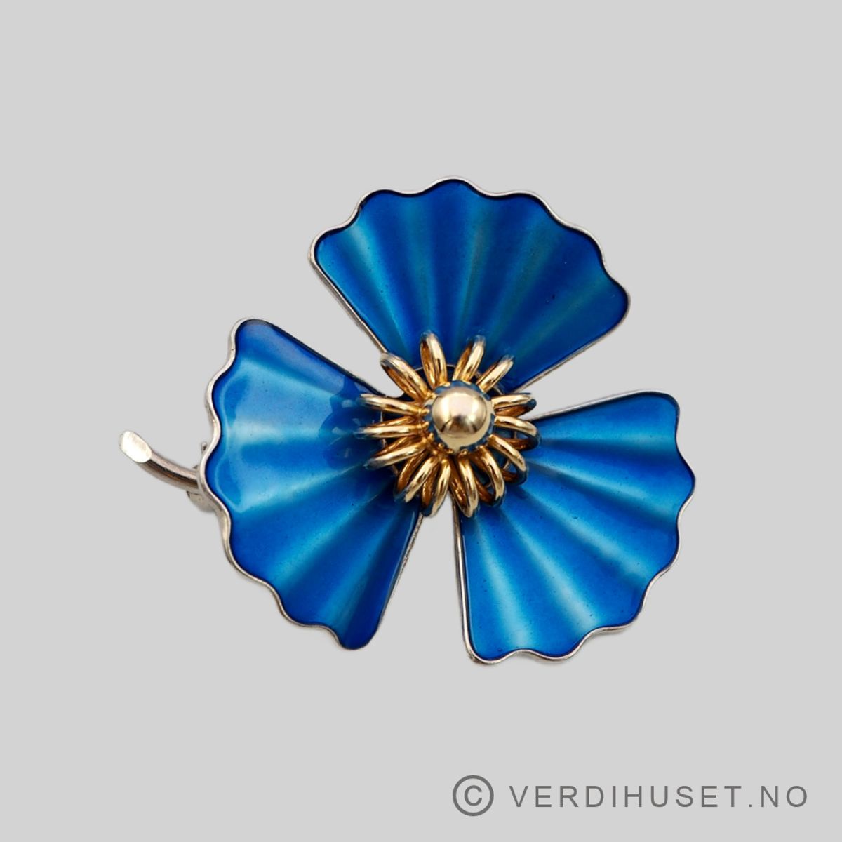 Brosje i sølv med blå emalje -Einar Modahl
