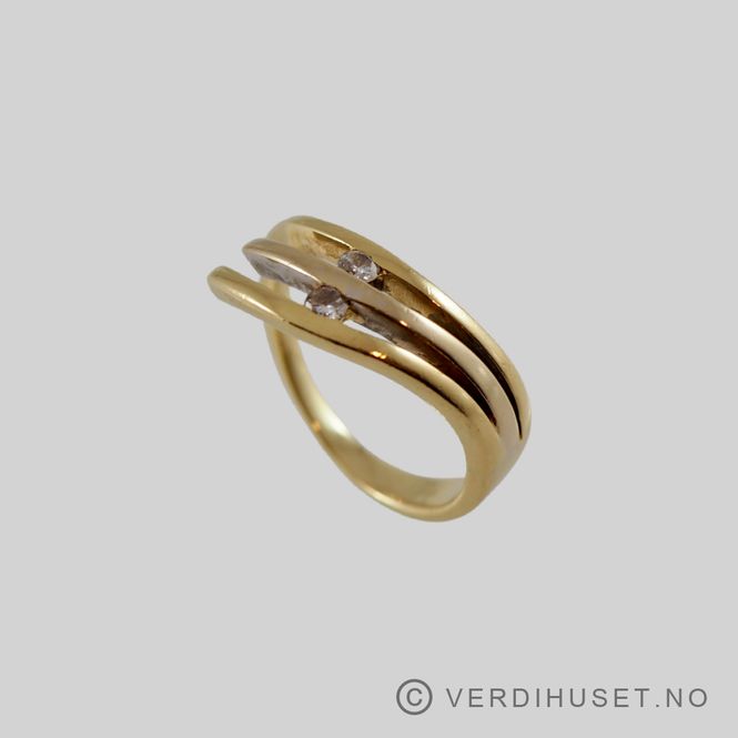 Hovedbilde Ring i 18 K gull med 2 blanke stener