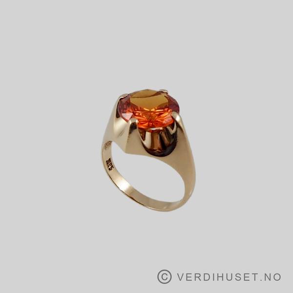 Hovedbilde Ring i 14 K gull med oransje sten