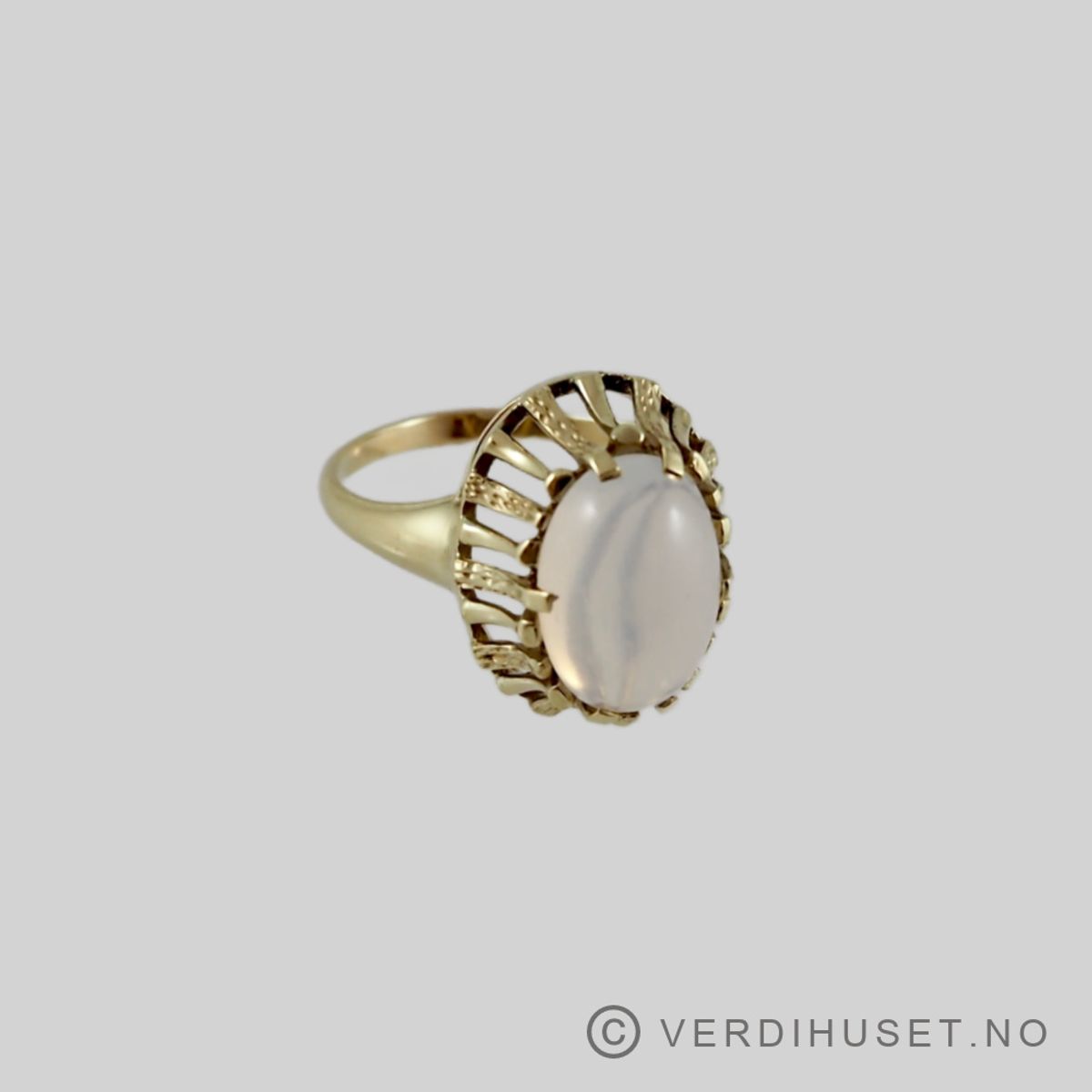 Ring i 14 K gull med sten