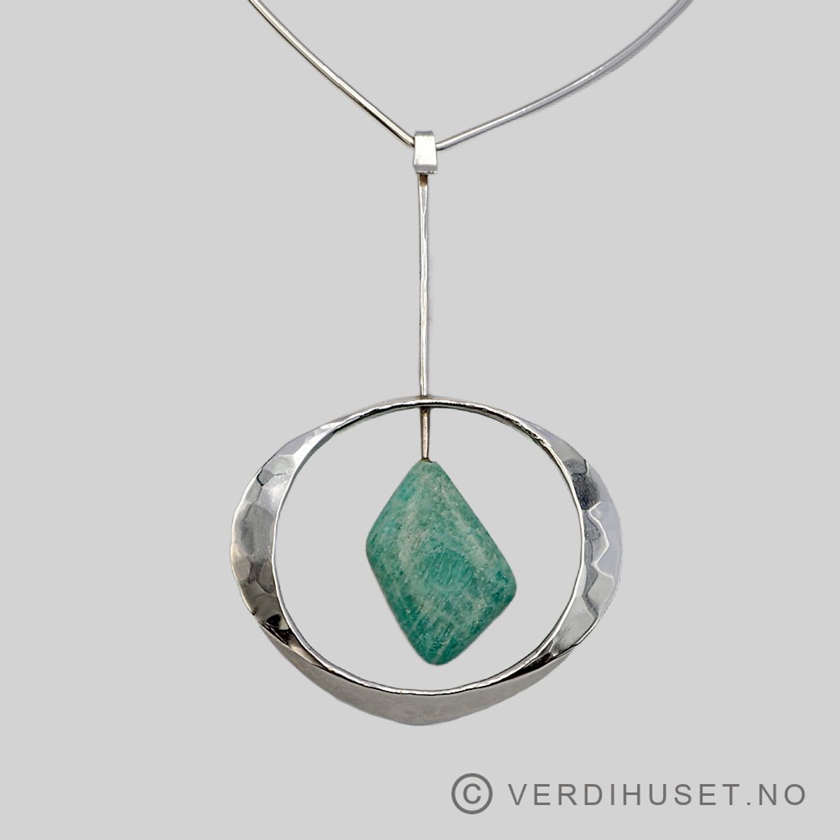 Anheng i sølv med amazonitt på klave - Tone Vigeland