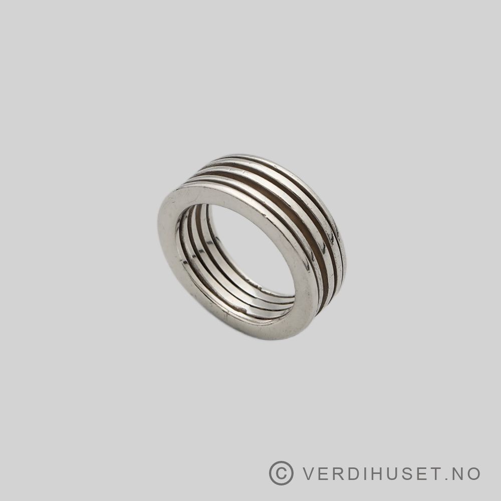 Ring i sølv 