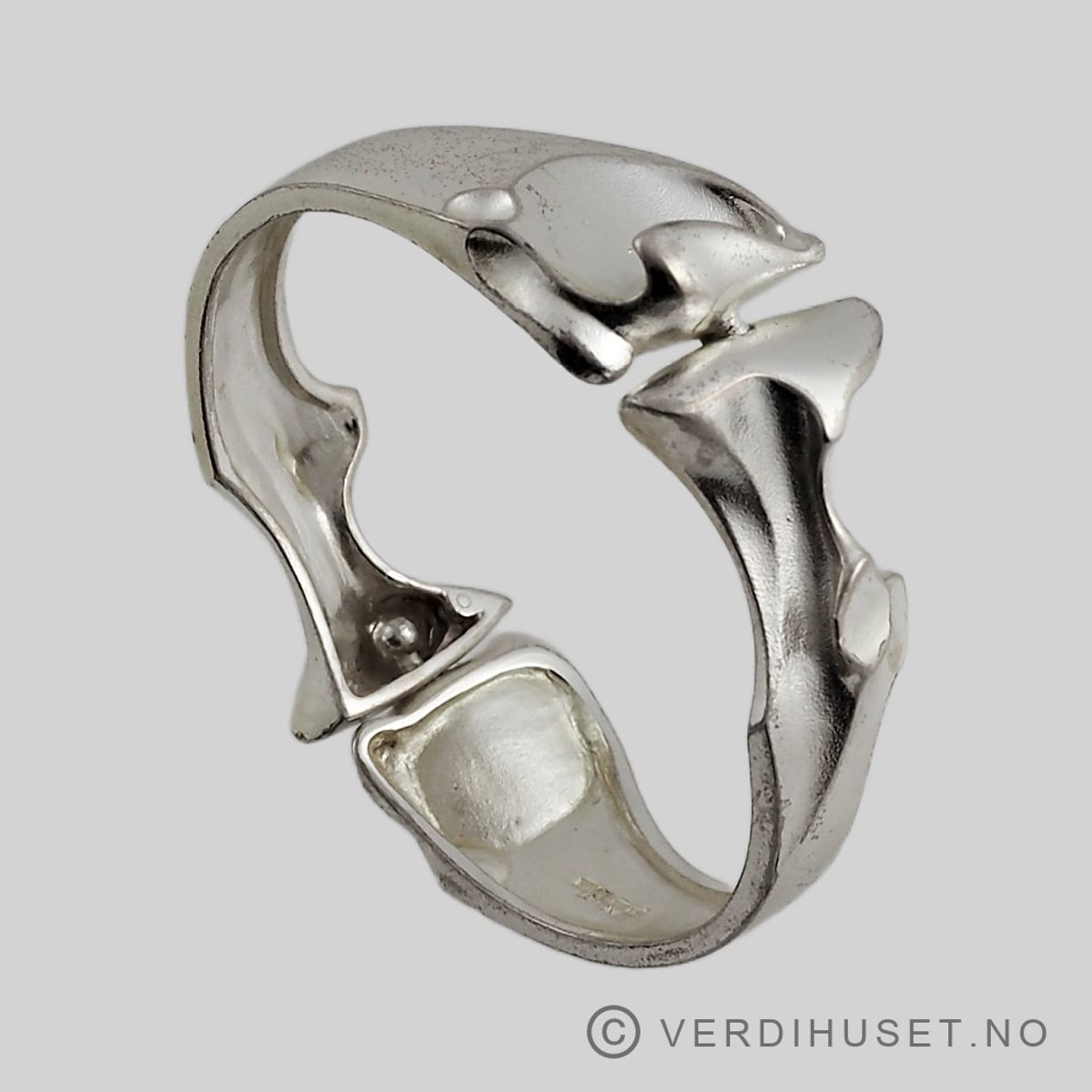 Kraftig armring i sølv - Lapponia