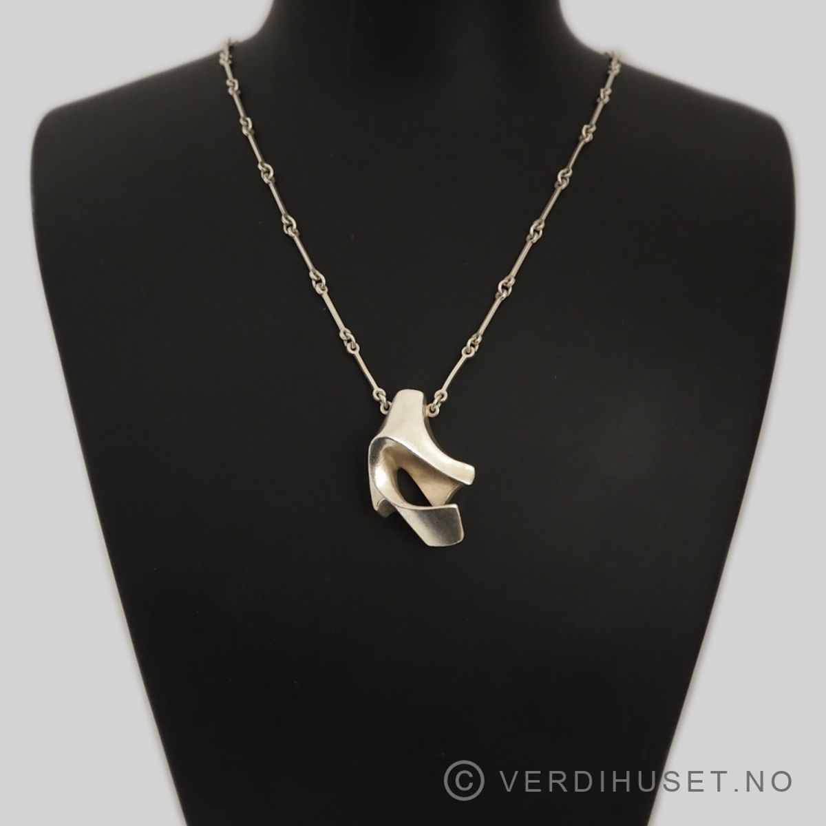 Halssmykke i sølv - Lapponia